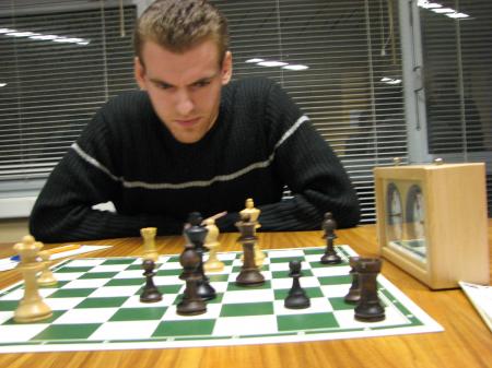 R2 contre EVRY : un adversaire très concentré